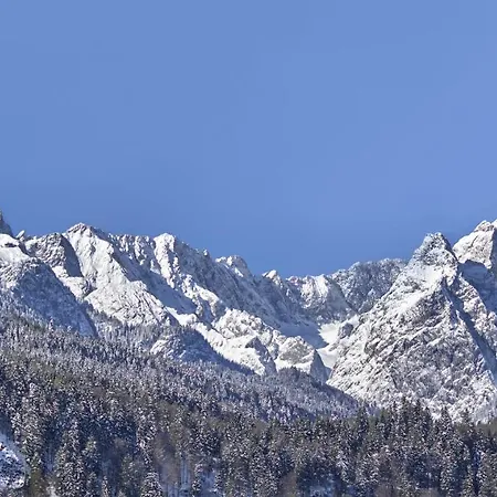 アパート Haus Alpklang ガルミッシュ・パルテンキルヒェン